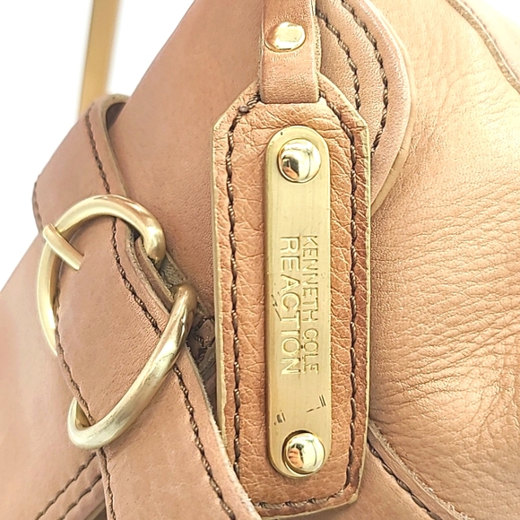 Kenneth Cole Reaction Leather Mini Shoulder Bag - Picture 5 of 12